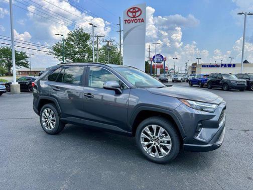 2025 Toyota RAV4 XLE Premium