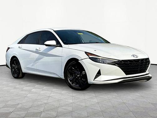 Quartz White 2021 Hyundai ELANTRA SEL