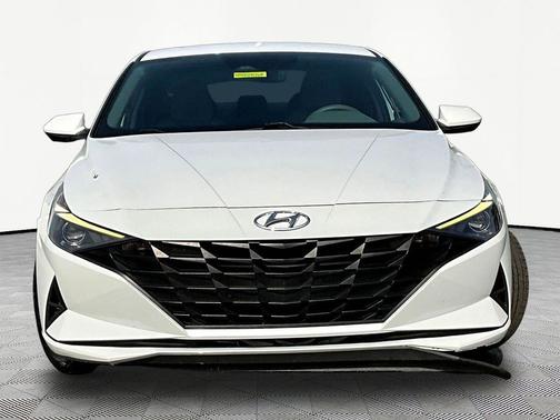 Quartz White 2021 Hyundai ELANTRA SEL