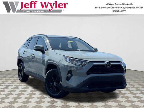 2020 Toyota RAV4 XLE