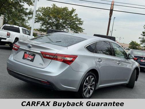 2018 Toyota Avalon Hybrid XLE Premium