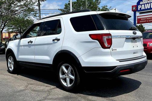 Oxford White 2018 Ford Explorer Base