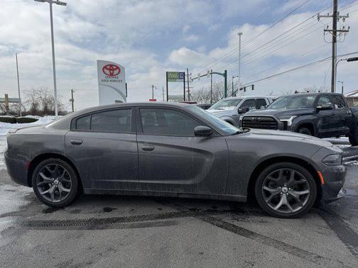 2019 Dodge Charger SXT
