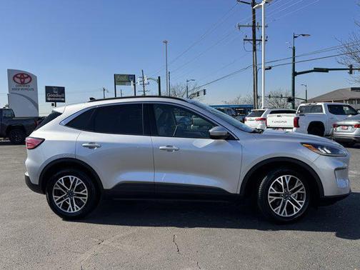 2020 Ford Escape SEL