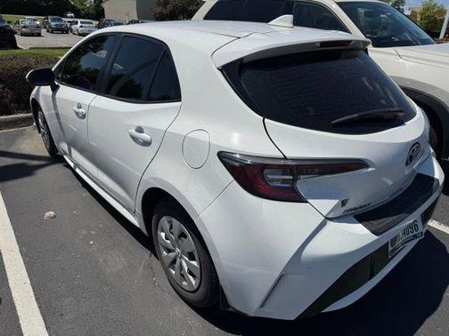 Silver Metallic 2019 Toyota Corolla Hatchback SE