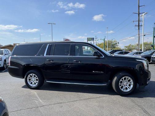 2019 GMC Yukon XL SLT