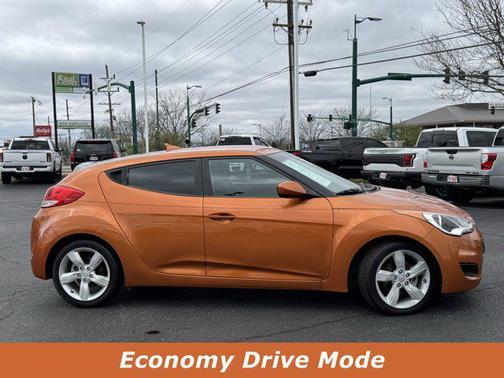 2015 Hyundai Veloster Base