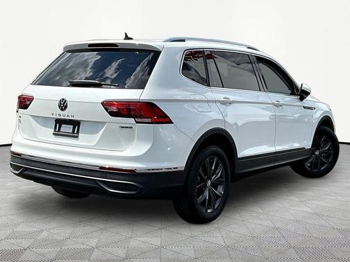 Pure White 2023 Volkswagen Tiguan 2.0T SE 4MOTION