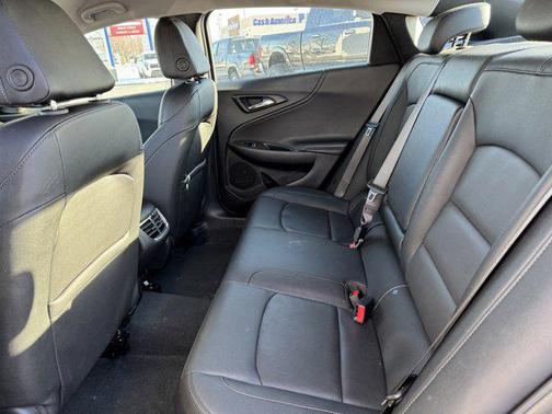 2024 Chevrolet Malibu FWD 2LT