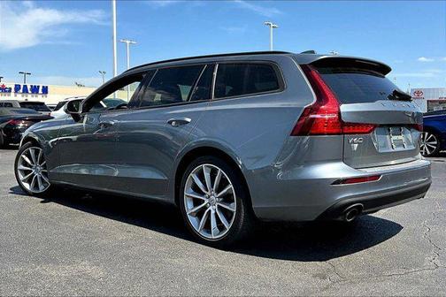 Osmium Grey Metallic 2020 Volvo V60 T5 Momentum
