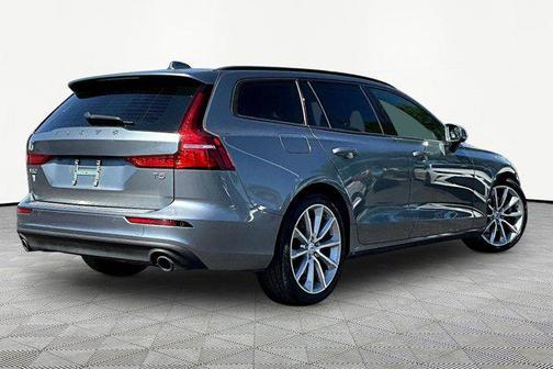 Osmium Grey Metallic 2020 Volvo V60 T5 Momentum