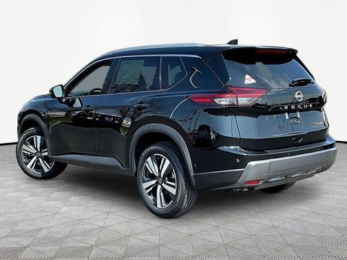 Super Black 2024 Nissan Rogue SL