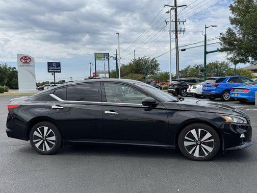 2019 Nissan Altima 2.5 SV
