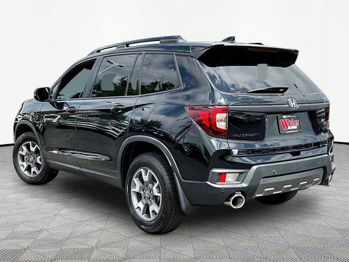 Crystal Black Pearl 2023 Honda Passport AWD TrailSport