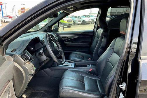 Crystal Black Pearl 2023 Honda Passport AWD TrailSport