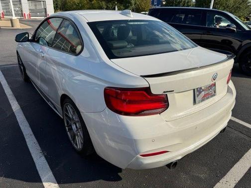 Alpine White 2019 BMW M240 i xDrive