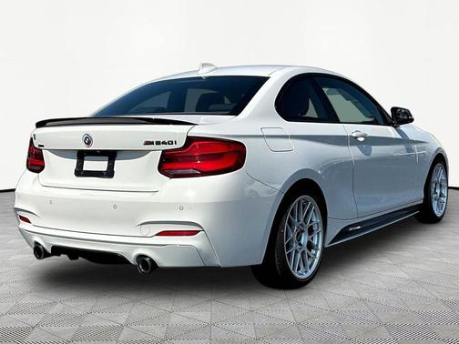 Alpine White 2019 BMW M240 i xDrive