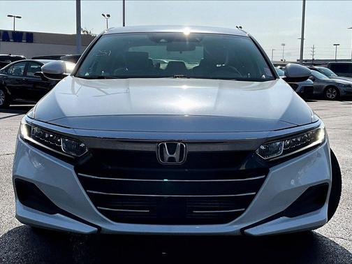Platinum White Pearl 2021 Honda Accord LX 1.5T