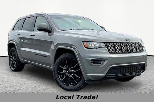 Sting-Gray Clearcoat 2019 Jeep Grand Cherokee Altitude