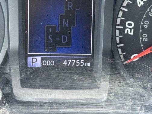 2019 Toyota Tacoma SR