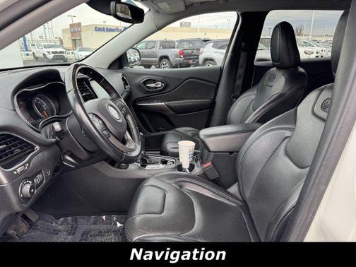 2019 Jeep Cherokee Overland