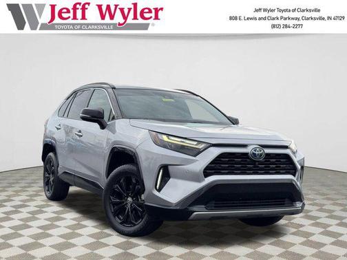 2022 Toyota RAV4 Hybrid SE