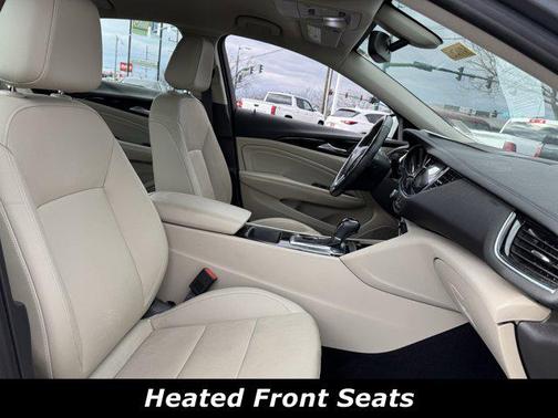 2020 Buick Regal Sportback FWD Essence