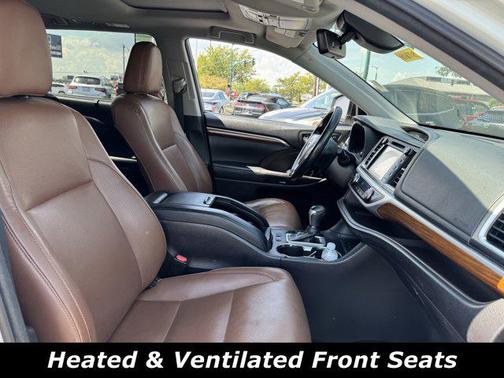 2017 Toyota Highlander Limited