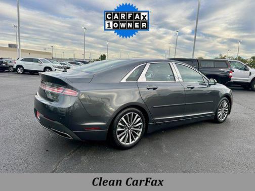 2020 Lincoln MKZ Standard