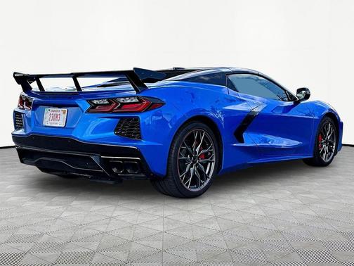 Riptide Blue Metallic 2025 Chevrolet Corvette Stingray w/2LT