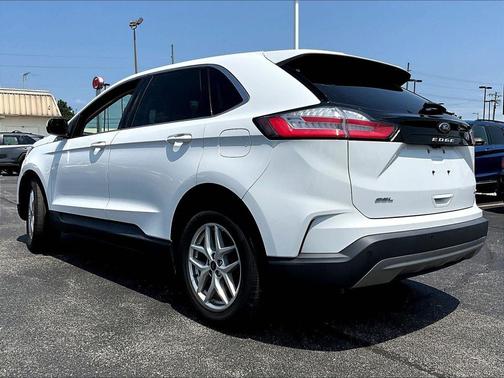 Oxford White 2022 Ford Edge SEL