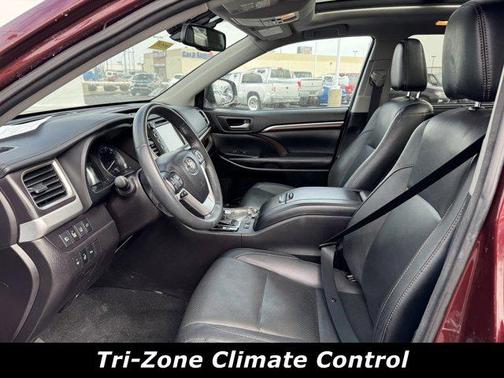 2016 Toyota Highlander Hybrid Platinum