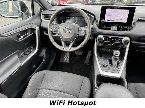 2024 Toyota RAV4 Hybrid SE