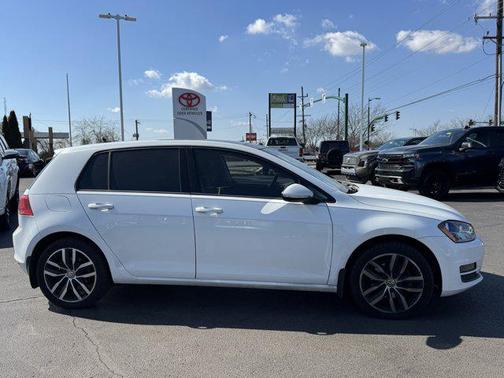 2016 Volkswagen Golf TSI SE 4-Door