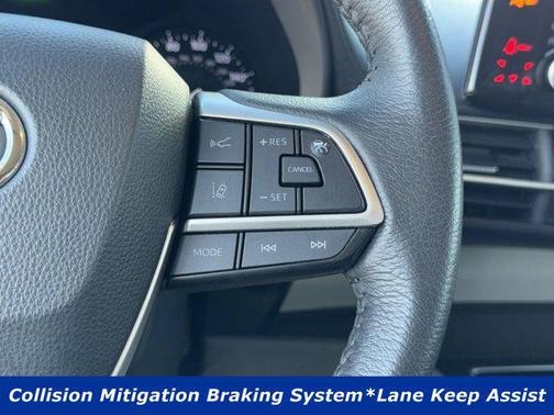 2021 Toyota Sienna XLE 7 Passenger