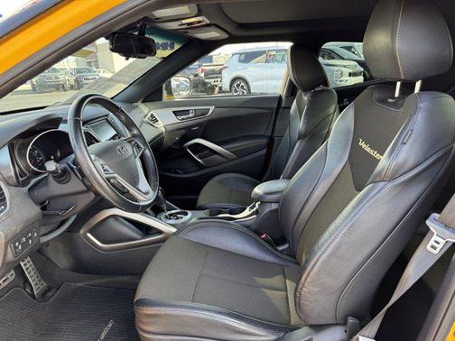 2016 Hyundai Veloster Base