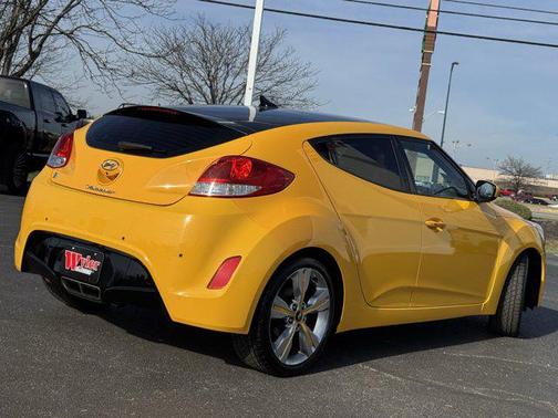 2016 Hyundai Veloster Base