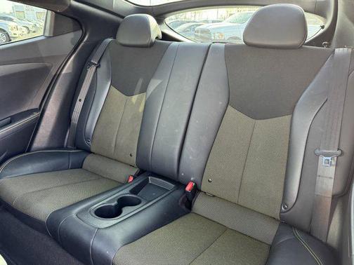 2016 Hyundai Veloster Base