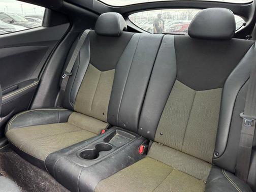 2016 Hyundai Veloster Base