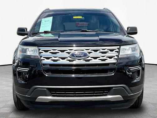 Agate Black Metallic 2019 Ford Explorer XLT