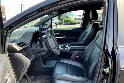 2025 Toyota Sienna XSE 7 Passenger