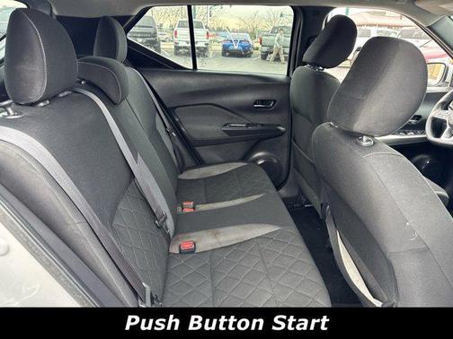 2019 Nissan Kicks SV