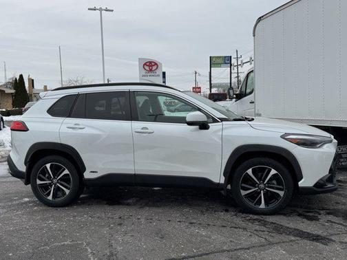 2024 Toyota Corolla Hybrid SE