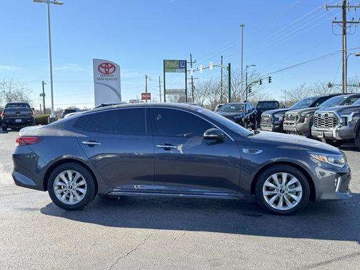 2018 Kia Optima S