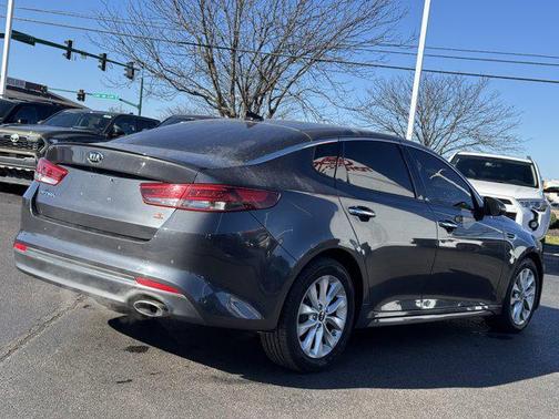 2018 Kia Optima S