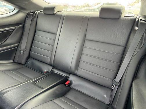 2017 Lexus RC 200t 200t