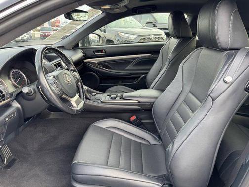 2017 Lexus RC 200t 200t