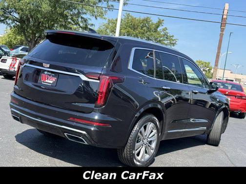 2022 Cadillac XT6 Premium Luxury AWD