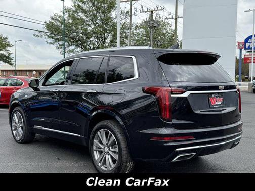 2022 Cadillac XT6 Premium Luxury AWD