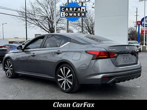 2021 Nissan Altima SR FWD